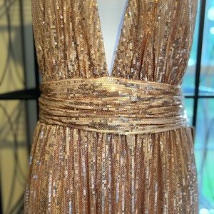 Large Rose Gold Sequin Gown, bought from Fashion Nova